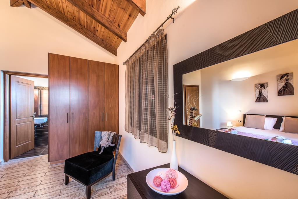 Astarte Villas - Kyveli Luxurious Private Villa Gaitani 객실 사진