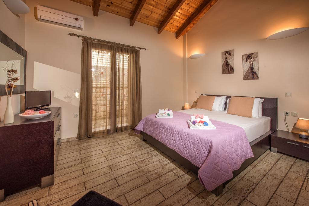 Astarte Villas - Kyveli Luxurious Private Villa Gaitani 객실 사진